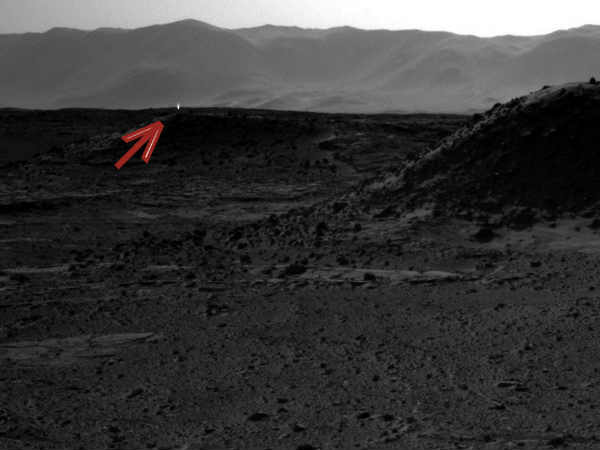 అంగారక గ్రహం పై భయానక ఆనవాళ్లు..?