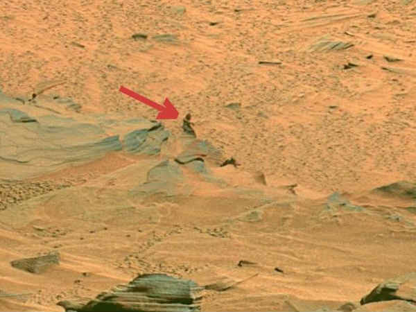 అంగారక గ్రహం పై భయానక ఆనవాళ్లు..?