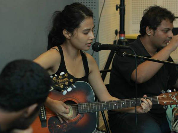 ‘ఎయిర్‌టెల్ 4జీ గర్ల్’ గురించి మీకు తెలియని విషయాలు