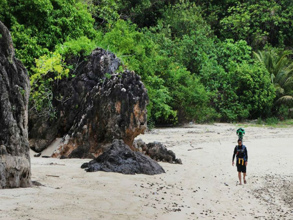 18 కిలోల బరువును మోస్తూ 500 కిలోమీటర్లు నడిచాడు