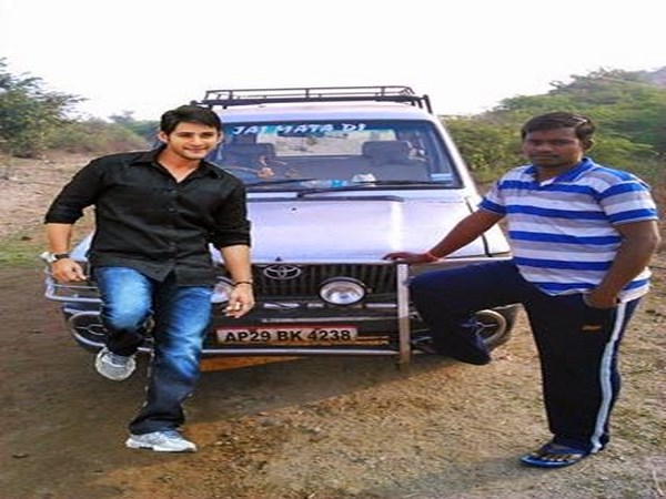 సోషల్ మీడియాలో దుమ్ము లేపుతున్న మార్ఫింగ్ ఫోటోలు