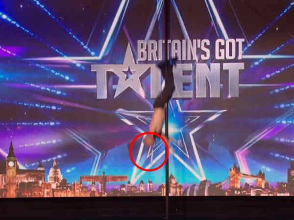 అలెగ్జాండర్ మగాలా సాహసోపేతమైన స్టంట్