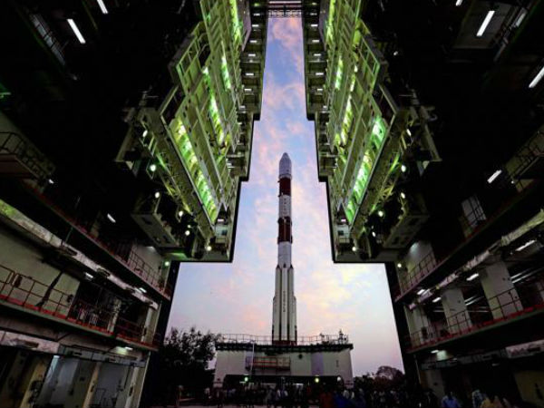 అమెరికా మోసానికి నావిక్‌తో సమాధానం: నావిక్ అవసరం ఎందుకంటే..?