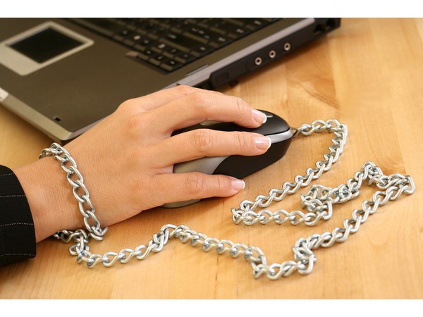 ఇంటర్నెట్‌కు అడిక్ట్ అయితే అంతే సంగతులు