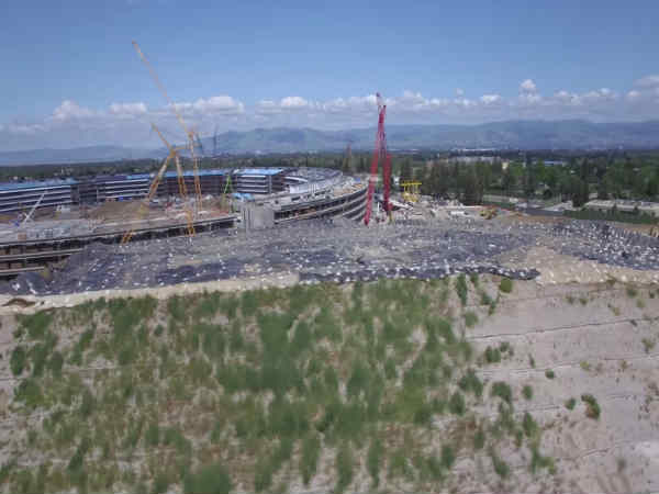  ఆపిల్ క్యాంపస్ 2లో అన్నీ సొరంగ మార్గాలే !