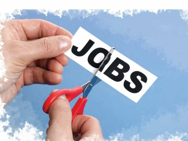 ఒక్క ఫోటో రూ. 40 లక్షల ఉద్యోగానికి ఎసరు తెచ్చింది 