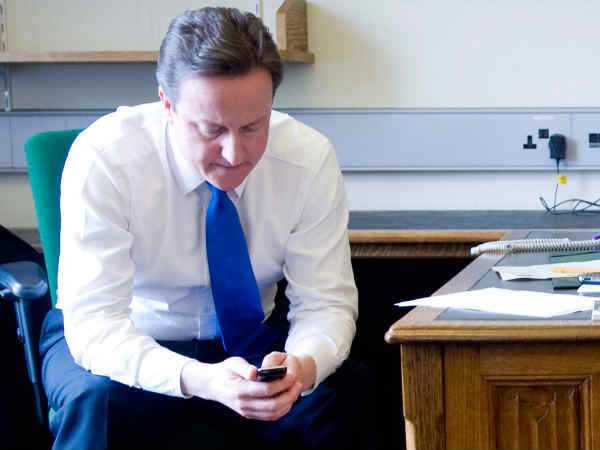 శుభవార్త : మొబైల్‌తో ఆ ముప్పు తప్పిందట 