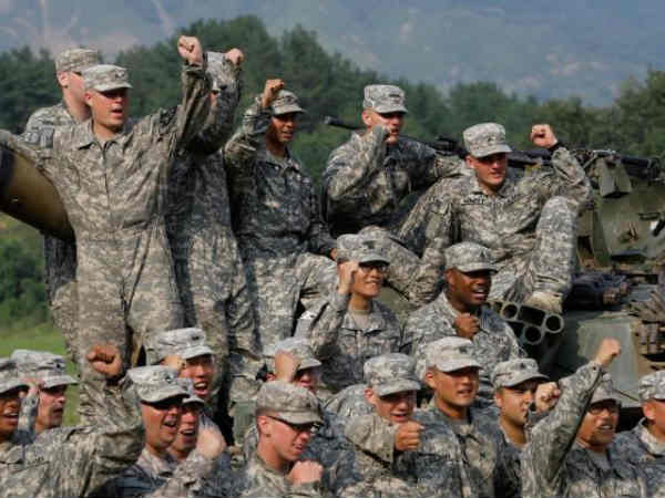 ఉత్తర కొరియా నిప్పులు: ఏ క్షణంలోనైనా దాడి 