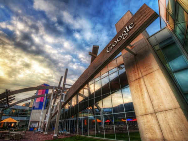 ఆ నిర్మానుష్య ఎడారిలో గూగుల్ ఏం చేస్తోంది..?