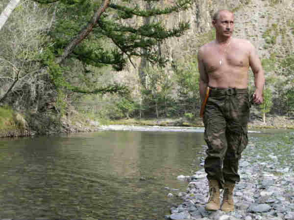 ఇంటర్నెట్లో దుమ్ము రేపుతున్న పుతిన్ 