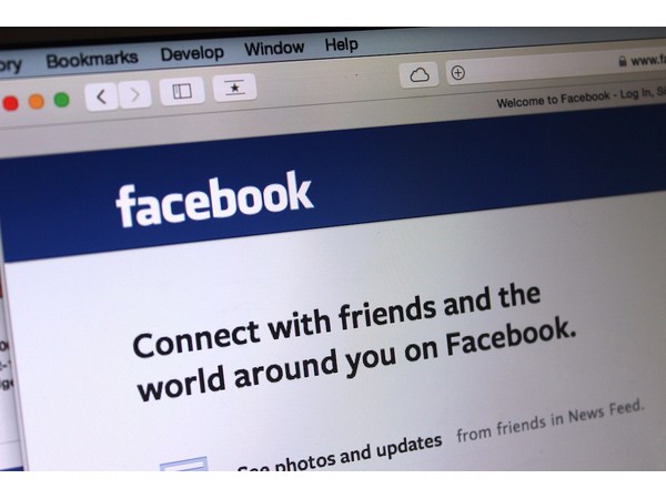 మీ మొబైల్ డివైస్ సెక్యూరిటీని మరింత కఠినతరం చేసుకునేందుకు సింపుల్ టిప్స్‌