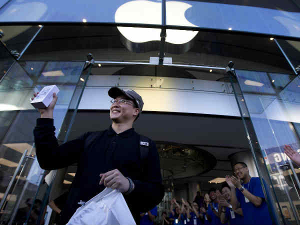 వద్దన్న చైనాలోనే ఆపిల్ పాగా వేసింది 