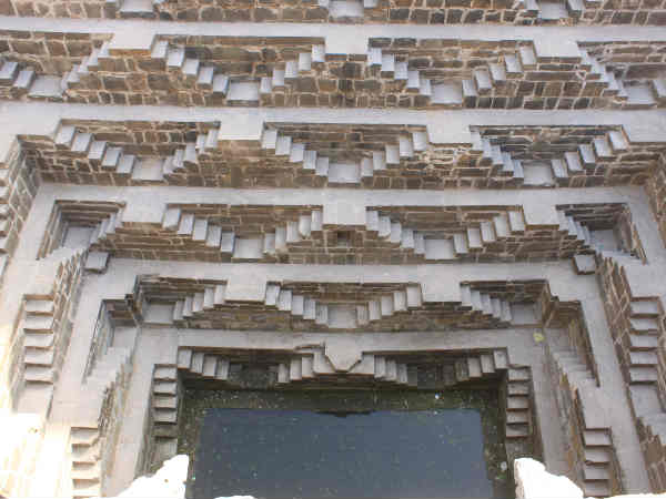 సైంటిస్టుల ఊహలకే అందని మిస్టరీలు