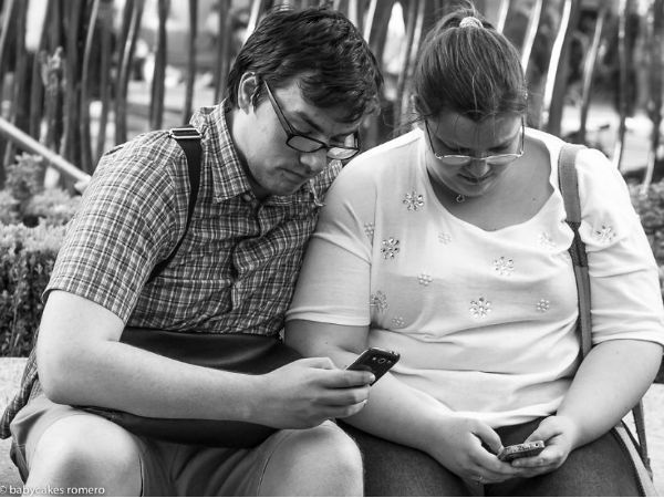 పూర్తిగా మారిపోయిన కమ్యూనికేషన్ సంబంధాలు