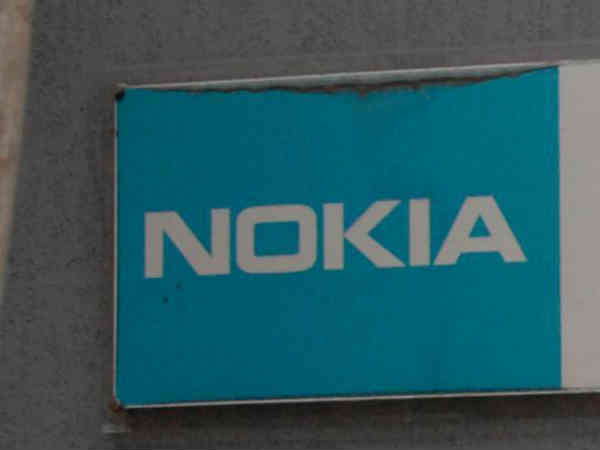 ఆండ్రాయిడ్‌తో నోకియా రీ ఎంట్రీ : మిగతా ఫోన్ల పరిస్థితి...? 