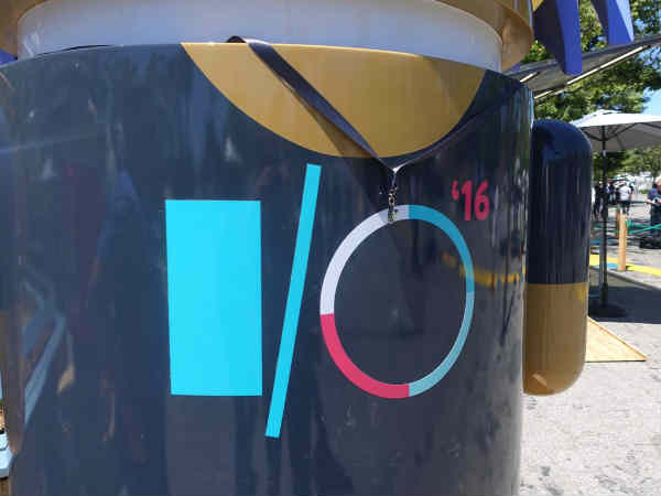 షాక్‌తో పాటు దడ పుట్టిస్తున్న గూగుల్ కొత్త ఫీచర్లు 