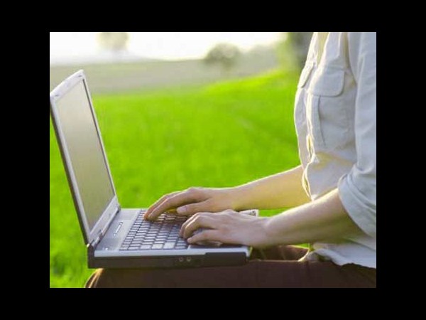 బీకేర్ పుల్.. ల్యాప్‌టాప్‌‌లు షాక్ కొడుతున్నాయి 