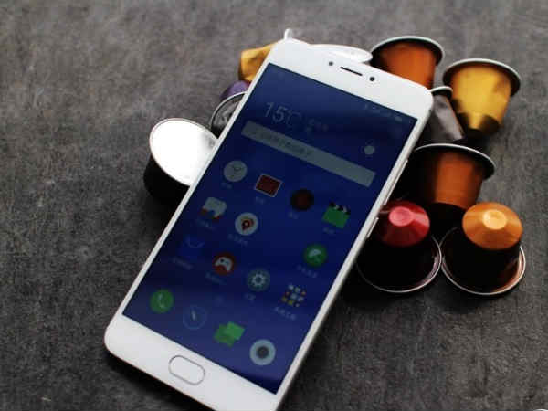 ఫోన్ రానే లేదు: 3 లక్షల బుకింగ్‌లు అయిపోయాయి  