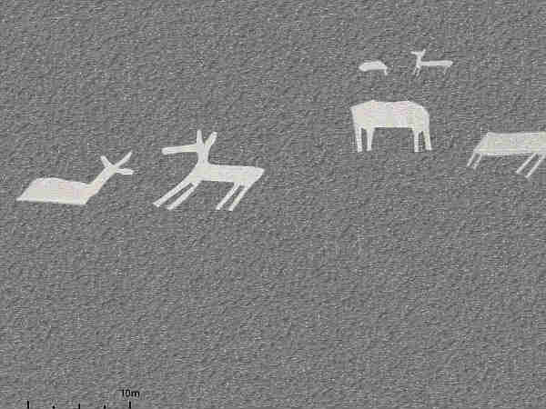 ఆశ్చర్యానికి గురి చేస్తున్న వేల ఏళ్ల పెయింటింగ్‌లు 