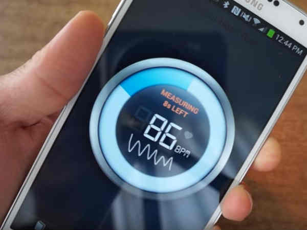 సెన్సార్ లేకుండా ఆండ్రాయిడ్ ఫోన్లో హార్ట్ రేట్ చెక్ చేయడం ఎలా..?