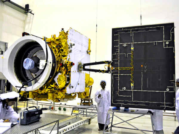 ఇస్రో మరో రికార్డు :  ఒకేసారి 22 ఉపగగ్రహాలు నింగిలోకి 