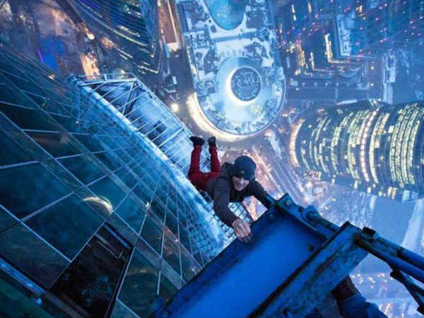 ఈ సాహసాలు చూస్తేనే గుండె ఆగిపోతుంది..మరి చేస్తే..  