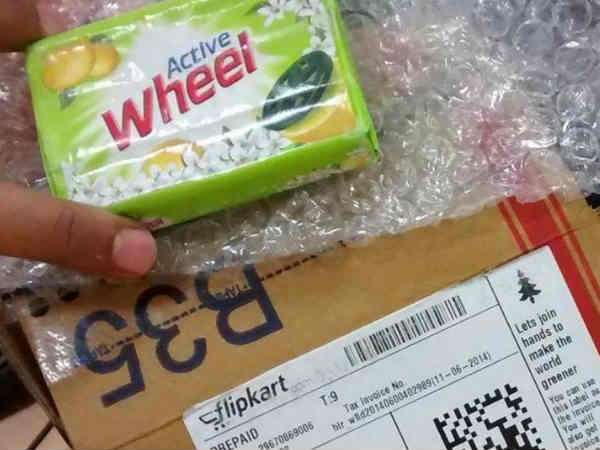 రూ. 30 వేల ఫోన్‌ ఆర్డర్ చేస్తే 5 రూపాయల నిర్మా సోప్ వచ్చింది 