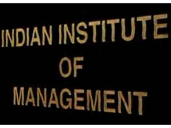 తెలుగు నేలపై నయా మోసం: 300 సాఫ్ట్ వేర్ ఇంజినీర్లు రోడ్డు మీదకు.. 