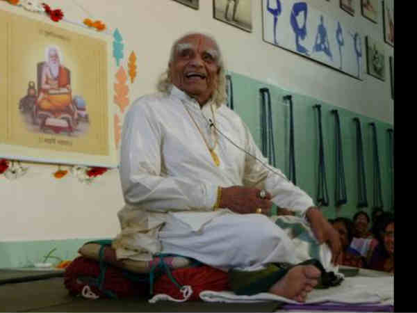 మీ ఇంట్లోనే యోగా చేయండిలా..