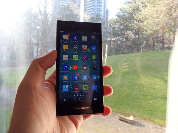 బ్లాక్ బెర్రీ నుంచి వచ్చిన టాప్ టెన్ బెస్ట్ ఫోన్లు