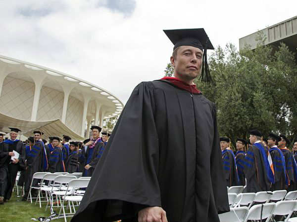 paceX అధినేత ఎలాన్ మస్క్ గురించి పలు ఆసక్తికర నిజాలు