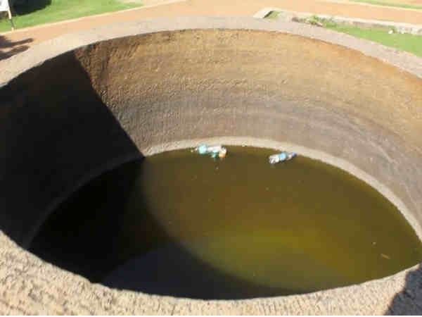 ఆ గుడిలో అణువణువు అనేక రహస్యాలమయం