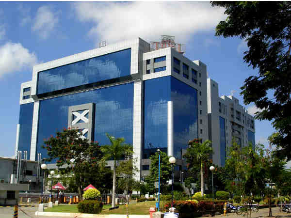  ఉద్యోగమంటూ చేస్తే ఈ కంపెనీల్లోనే