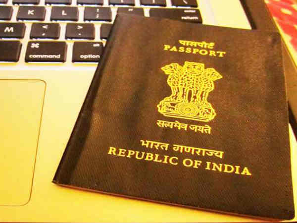 ఇకపై ఆధార్ ఉంటేనే రైలు ప్రయాణం