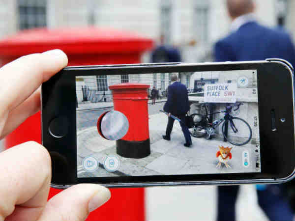 మనుషుల్ని చంపేస్తున్న పిచ్చి గేమ్ ఇదే 