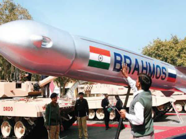 ఆర్మీ చేతికి బ్రహ్మోస్..తొలి వేటు చైనా సరిహద్దులోనే 
