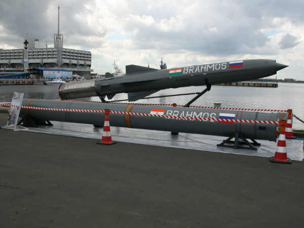 ఆర్మీ చేతికి బ్రహ్మోస్..తొలి వేటు చైనా సరిహద్దులోనే 