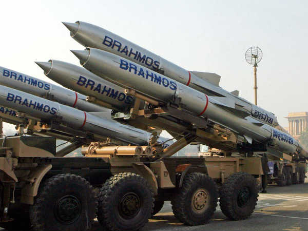 ఆర్మీ చేతికి బ్రహ్మోస్..తొలి వేటు చైనా సరిహద్దులోనే 