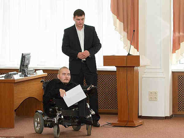 సైన్స్ చరిత్రలోనే షాకింగ్‌ న్యూస్..ఒకరి తలను మరొకరికి.. 