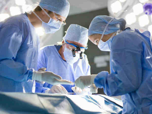 సైన్స్ చరిత్రలోనే షాకింగ్‌ న్యూస్..ఒకరి తలను మరొకరికి.. 