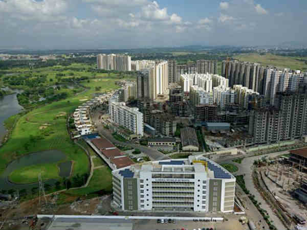 ఇండియా స్మార్ట్‌సిటీలకు చాలా దూరం: షాక్ పుట్టిస్తున్న వ్యాఖ్యలు 