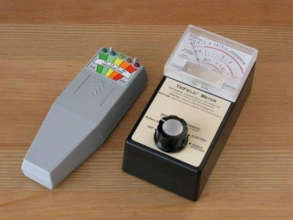 ఈఎమ్ఎఫ్ మీటర్స్