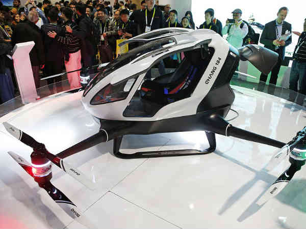 గాల్లో ఎగిరే ట్యాక్సీలు..ఫోన్‌తోనే ఆపరేటింగ్ 