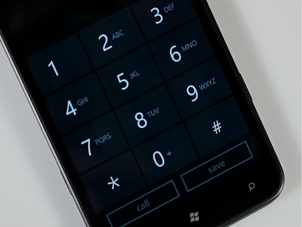 కాలిక్యులేటర్, ఫోన్ కీప్యాడ్ బటన్లు ఎందుకు వేరు వేరుగా ఉంటాయ్..?