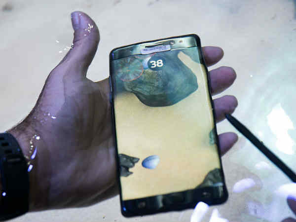 మార్చి ఇచ్చిన ఫోన్లు కూడా