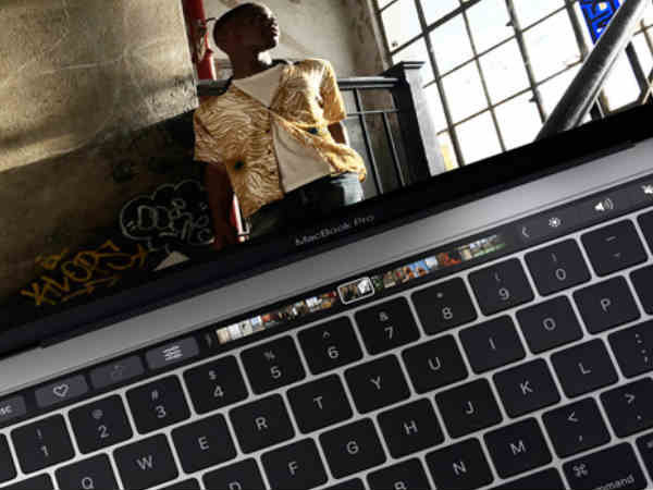  ఆపిల్ నోట్ బుక్ 25 వార్షికోత్సవం గుర్తుగా 