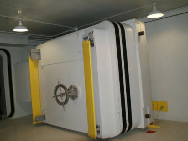 సురక్షితంగా...