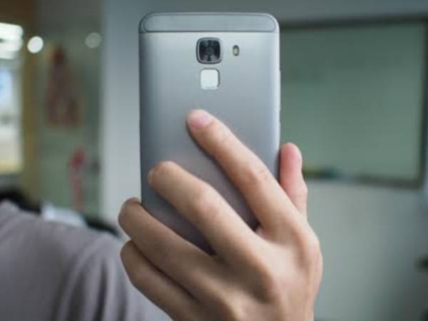 సెక్యూరిటీ అలర్ట్ 8