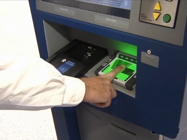 డీసీబీ (డెవలప్‌మెంట్ కో-ఆపరేటివ్ బ్యాంక్) 