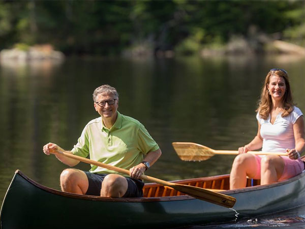 &dollar;15 డాలర్‌లను దానం చేసినప్పటికి..